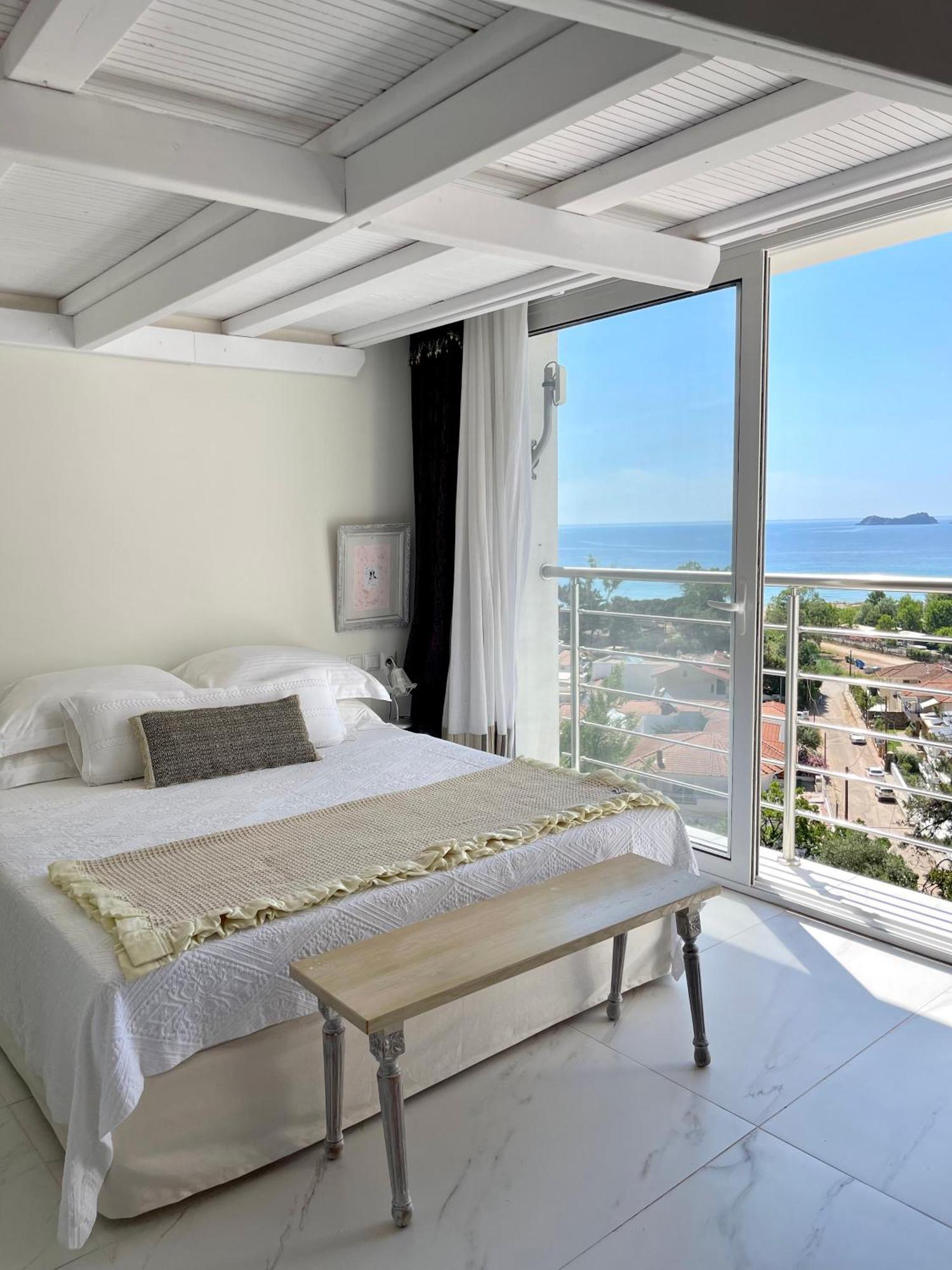 Mare Monte Small Boutique Hotel 크리시 아모우디아 외부 사진